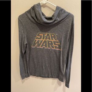 Women’s Star Wars medium top